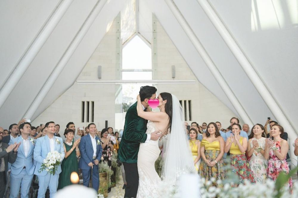 9 Momen pernikahan Christian Bautista & Kat Ramnani di Bali