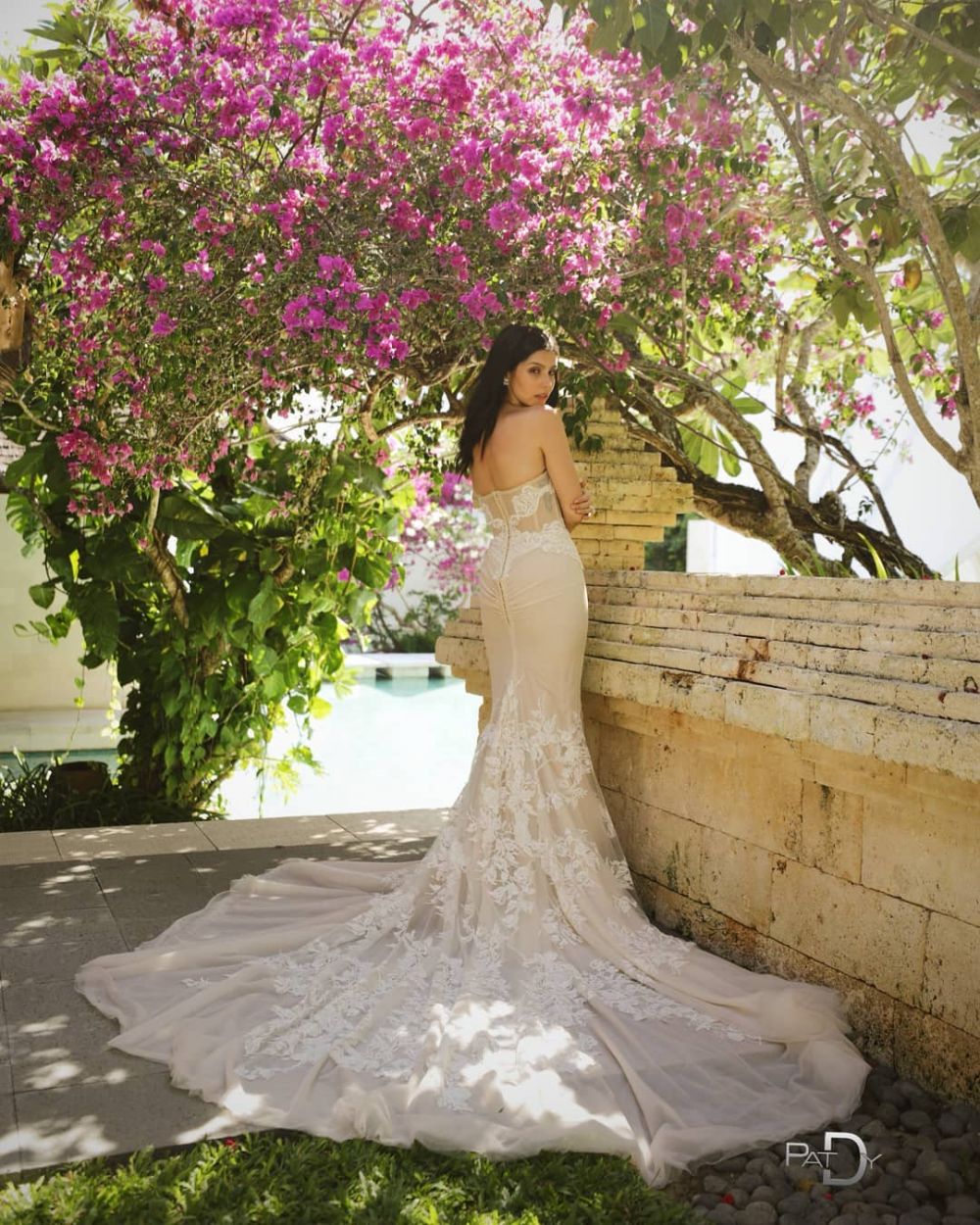 9 Momen pernikahan Christian Bautista & Kat Ramnani di Bali