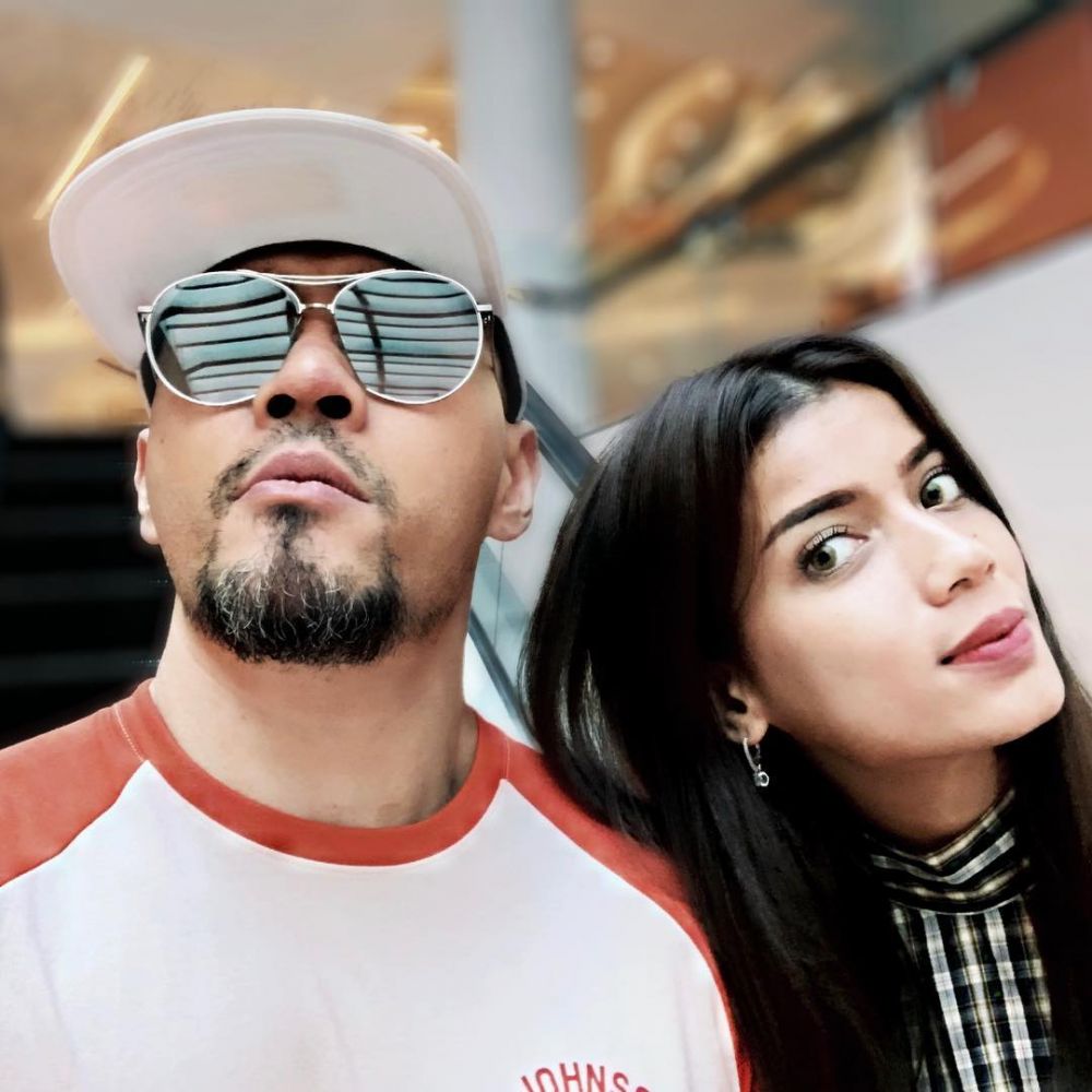 15 Momen kebersamaan Deddy Corbuzier dan Sabrina Chairunnisa