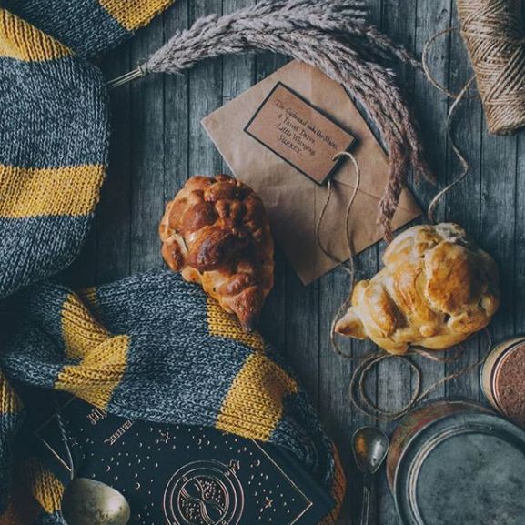 12 Kreasi roti terinspirasi dari hewan Fantastic Beast, lucu abis