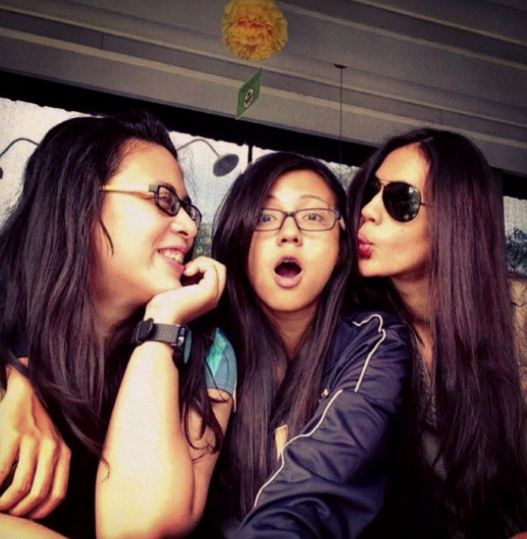 12 Potret kebersamaan Paula Verhoeven dan adiknya, sister goals