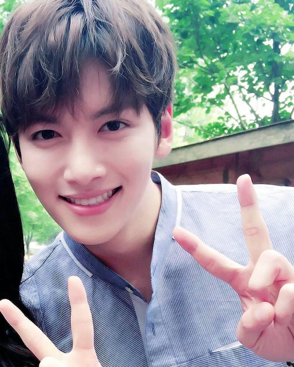 45 OST Drama Korea yang dinyanyikan pemainnya sendiri