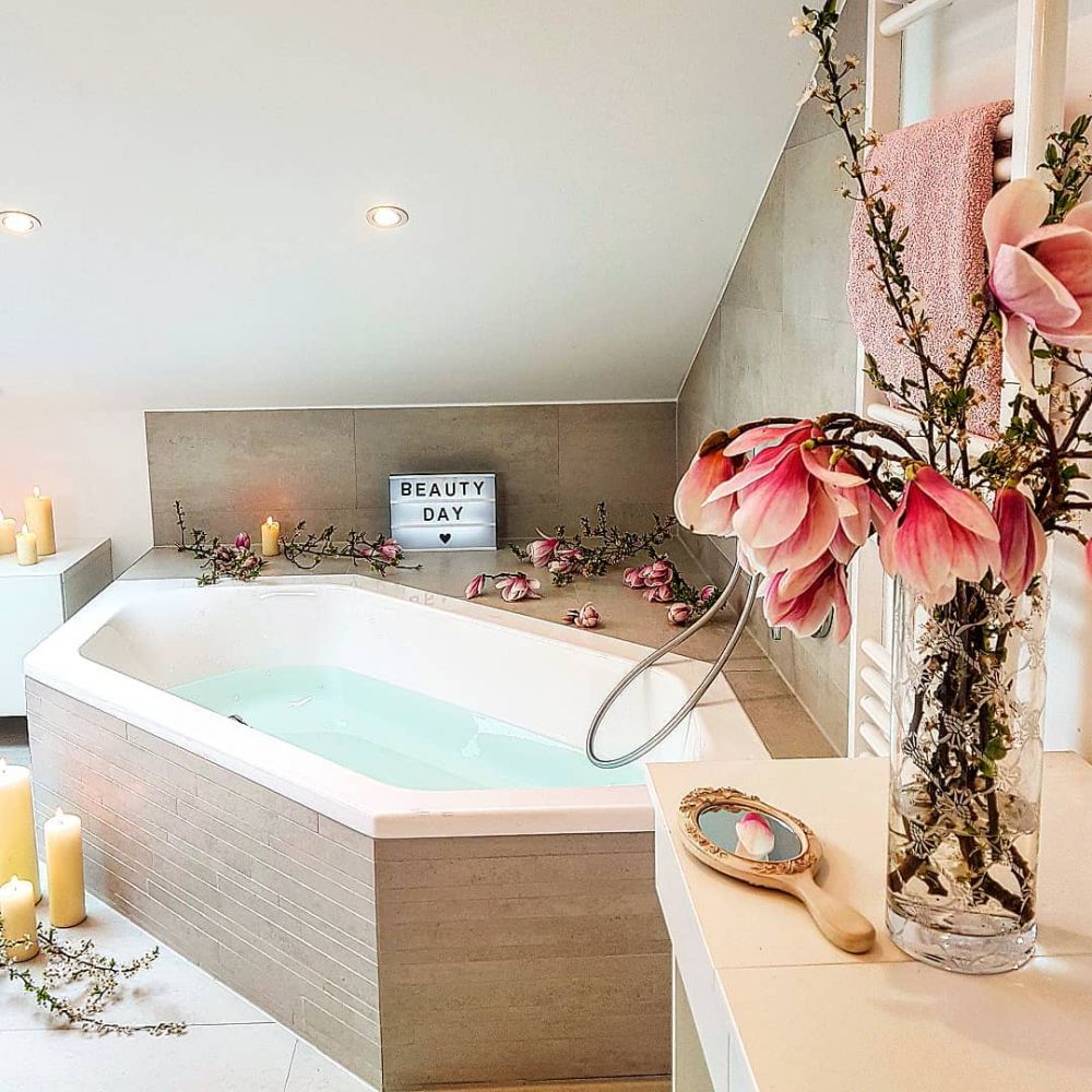 13 Dekorasi bathtub ini cocok untuk pengantin baru