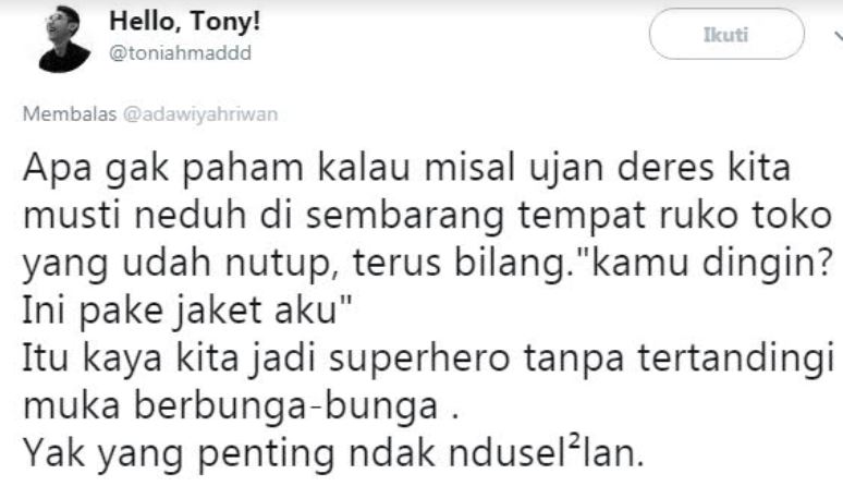 12 Cuitan lucu 'pacaran naik motor seru' ini bikin senyum simpul