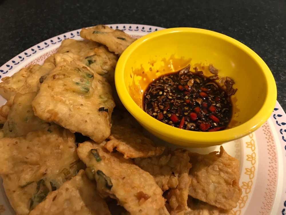 Lezat menggugah selera, 6 sambal ini cocok buat teman makan snack