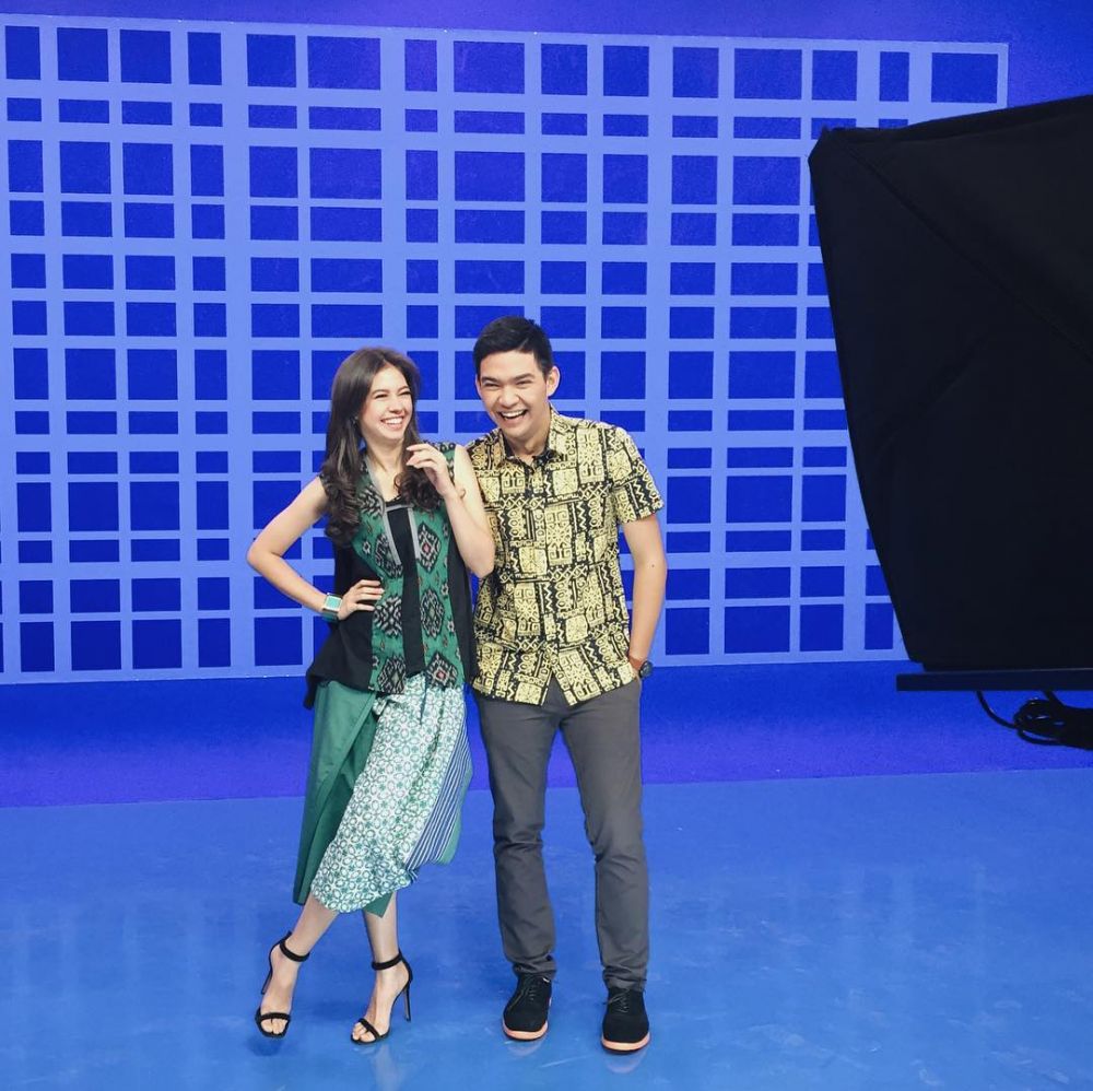 10 Inspirasi kebaya kutu baru Yuki Kato ini cocok buat wisuda