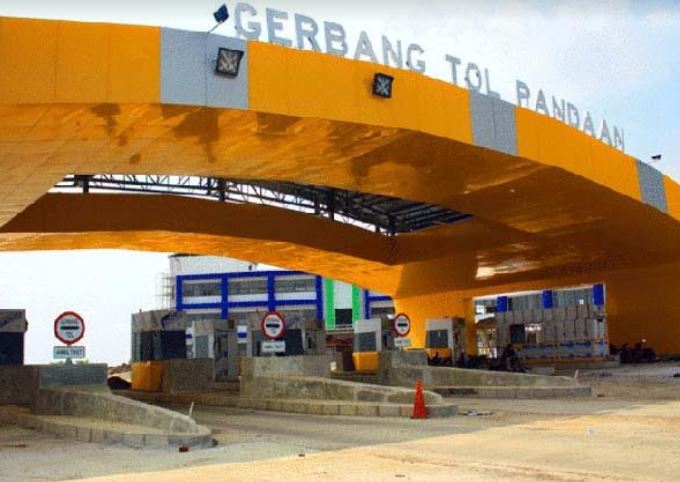 17 Ruas tol ini di resmikan Jokowi pada 4 tahun eranya