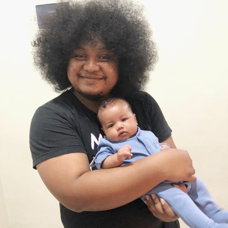 Jadi orangtua baru, ini 8 momen kocak Babe Cabita momong Bambino