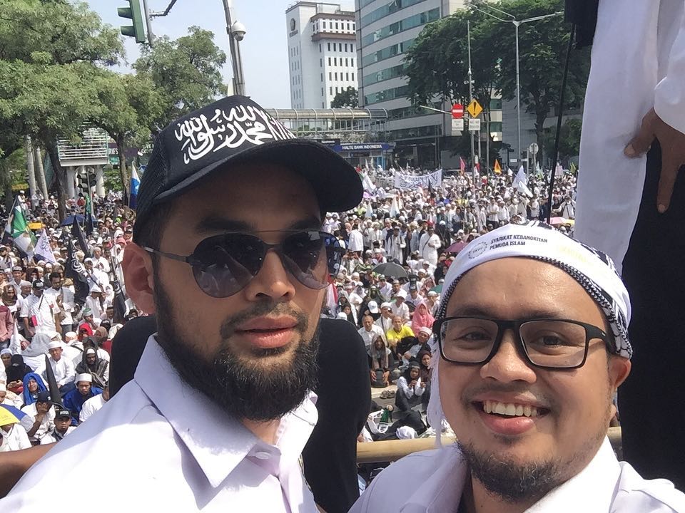7 Momen Teuku Wisnu ikut Reuni 212 di Monas, berangkatnya subuh
