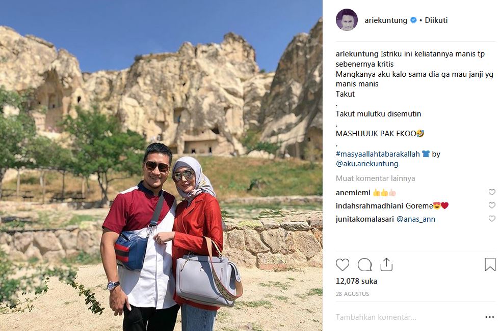 8 Caption lucu Arie Untung tentang sang istri ini bikin nyengir