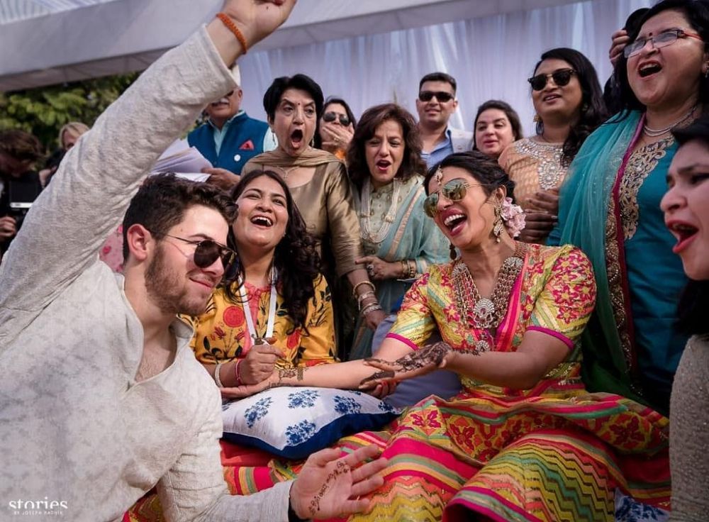 Beda pesta Deepika & Priyanka, 2 bintang Bollywood nikah berurutan