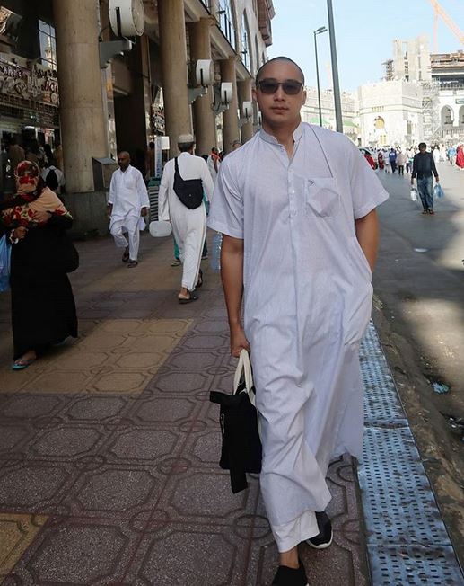 11 Momen romantis bulan madu Melody eks JKT48 di Arab Saudi