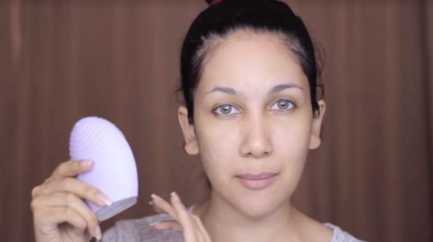 10 Potret Suhay Salim tampil tanpa makeup, tetap memesona