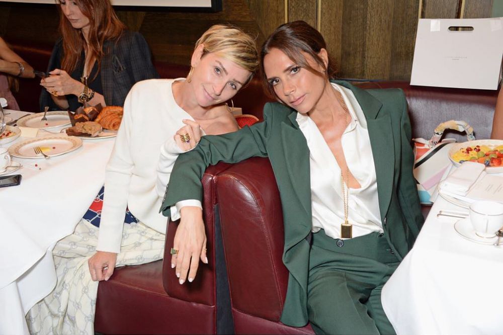 10 Gaya fashion Victoria Beckham ini cocok untuk kerja kantoran