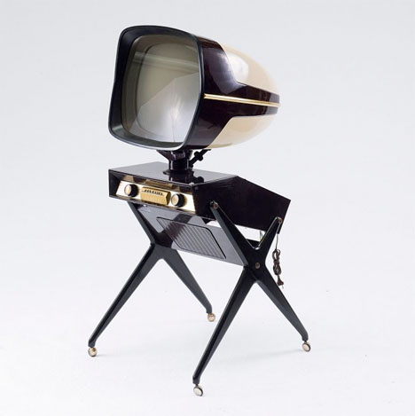 13 Desain televisi era 1900-an ini klasik abis