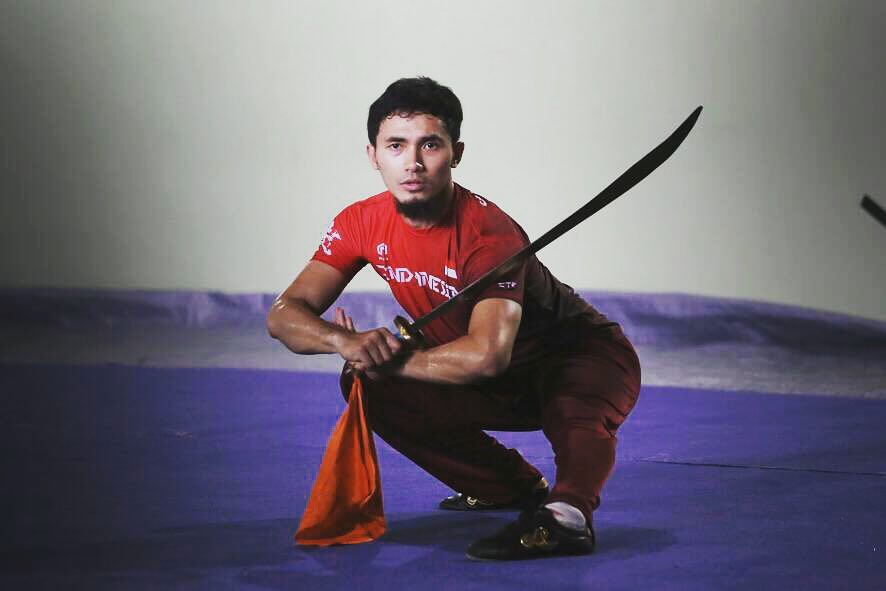 11 Potret Achmad Hulaefi saat di arena wushu, macho abis