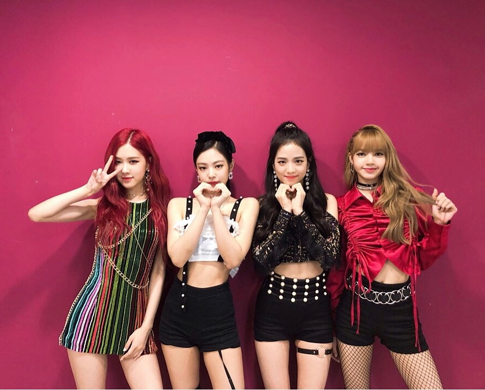11 Idol K-Pop ini rilis album di Desember 2018, termasuk Blackpink