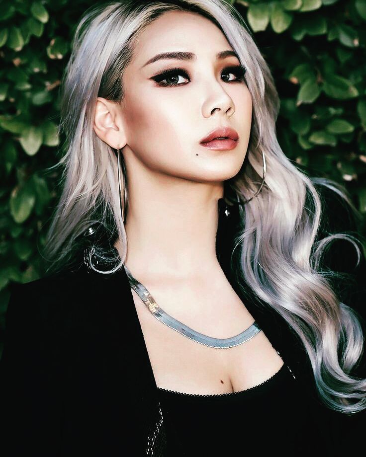 16 Idol K-Pop ini pernah kolaborasi dengan musisi Internasional