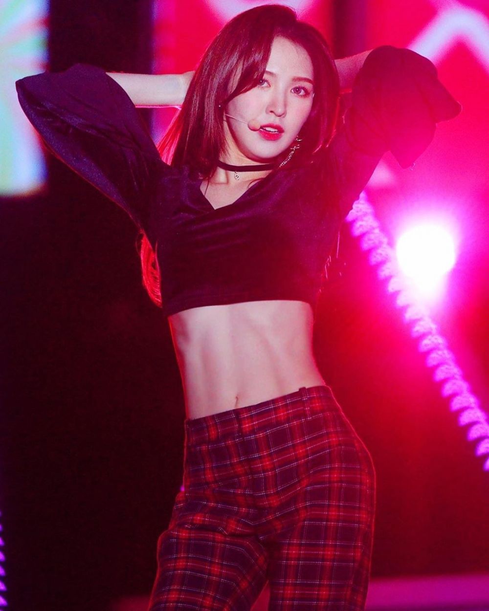 16 Idol K-Pop ini pernah kolaborasi dengan musisi Internasional