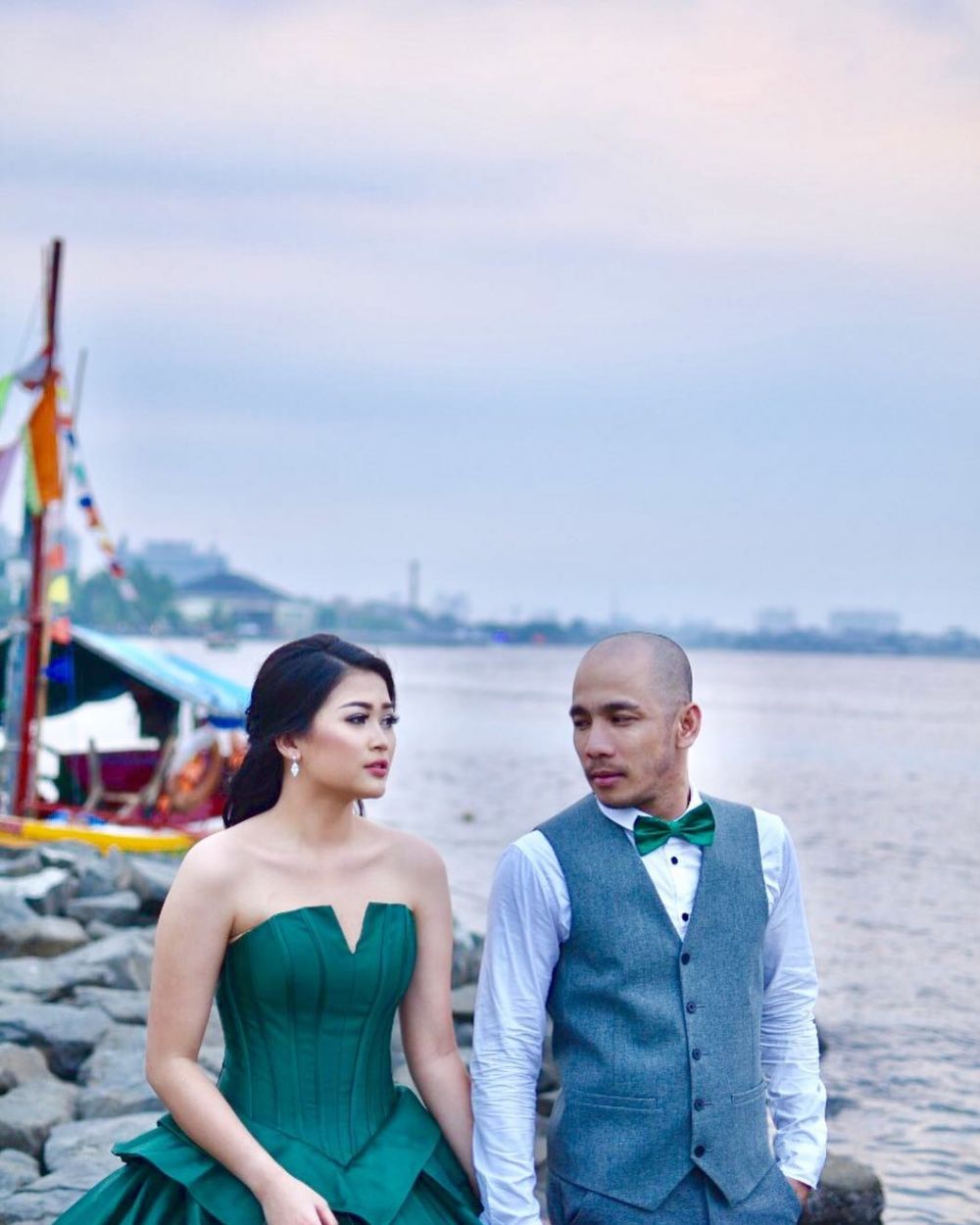 10 Potret Ovi Sovianti & suami, menanti Natal pertama bersama