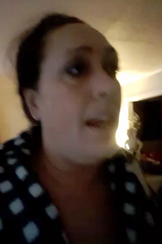 Wanita ini rekam penampakan mirip alien saat video call, ngeri