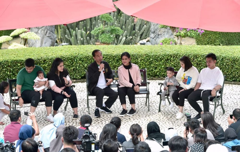 8 Foto cantiknya Sedah Mirah, cucu Jokowi yang bikin penasaran