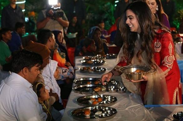 12 Potret pernikahan putri orang terkaya Asia, undang Beyonce