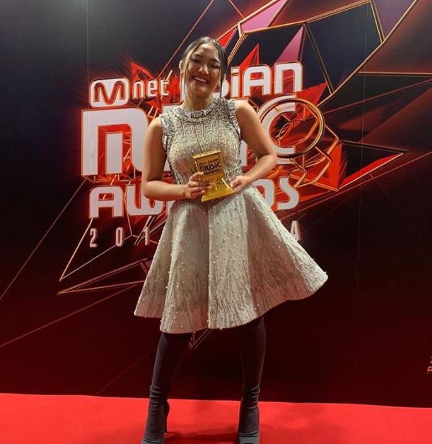 10 Momen bahagia Marion Jola raih penghargaan MAMA 2018