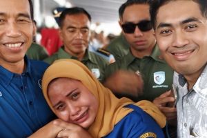 4 Cerita ibu hamil ngidam bertemu Jokowi, ada berurai air mata