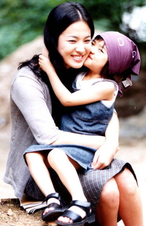 11 Transformasi Song Hye-kyo dari drama pertama hingga Encounter