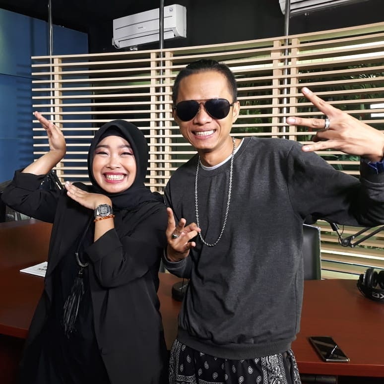10 Fakta Wahyu Ramdani, sosok di balik lagu 'Selow' Via Vallen