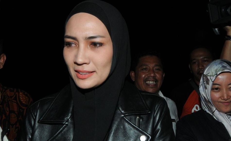 10 Artis cantik terseret dalam kasus korupsi pejabat