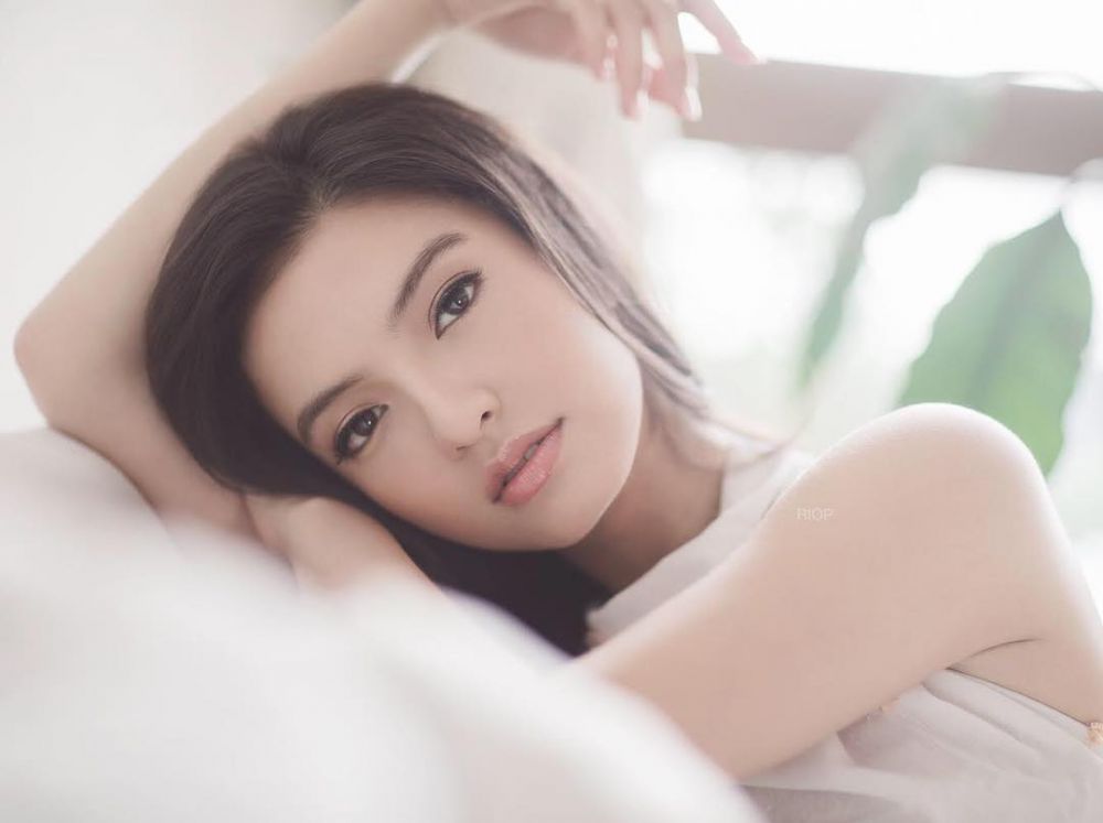20 Seleb cantik Tanah Air ini miliki alis tebal alami