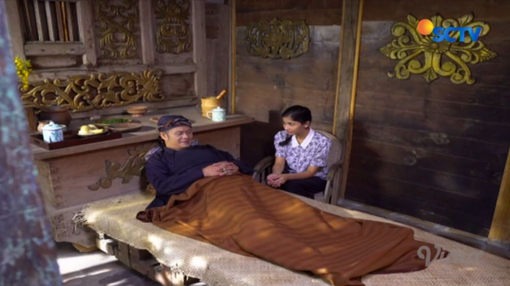 13 Potret Faye Nicole Jones perankan gadis desa, lugu banget