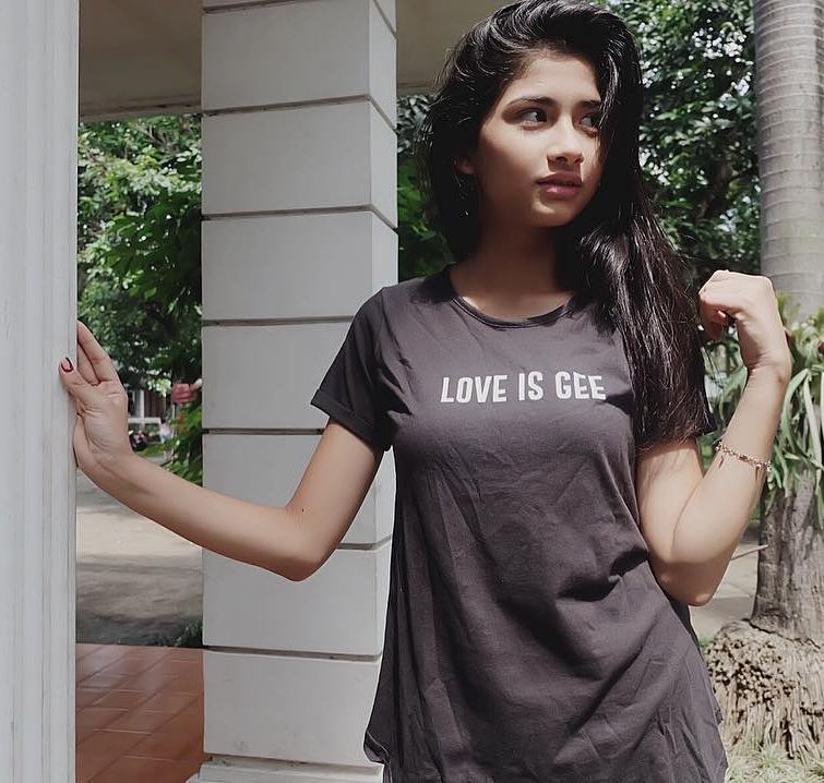 10 Transformasi Faye Nicole Jones si aktris cantik dan berbakat