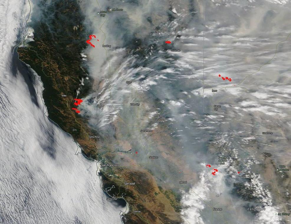 15 Potret kebakaran hutan dilihat dari satelit NASA, ngeri abis
