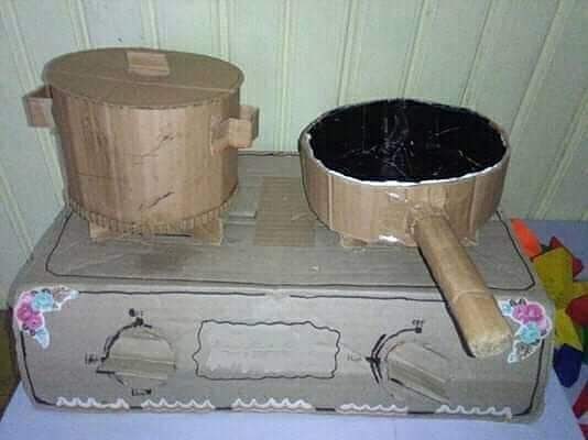 10 Meme lucu kotak kardus ini bikin kamu cengar-cengir sendiri