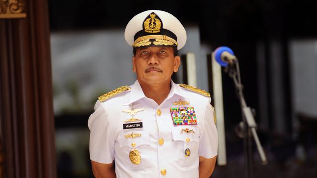 6 Pensiunan jenderal bintang 4 di tim sukses Jokowi & Prabowo