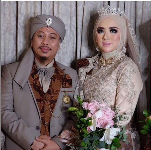 8 Momen resepsi pernikahaan Opick & Bebi Silvana, penuh kebahagiaan