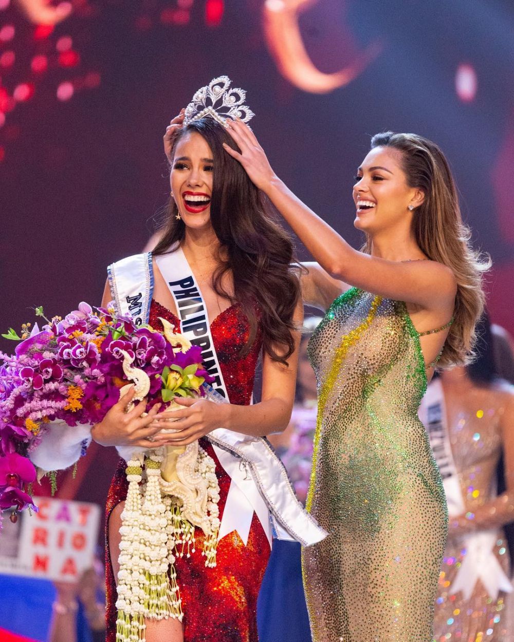 10 Fasilitas mewah juara Miss Universe 2018, ada mahkota Rp 3,6 M