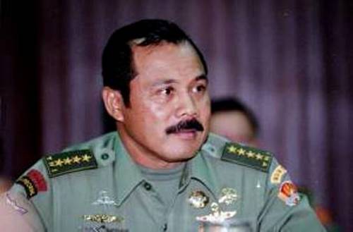 10 Pensiunan jenderal bintang 4 di lingkaran Jokowi