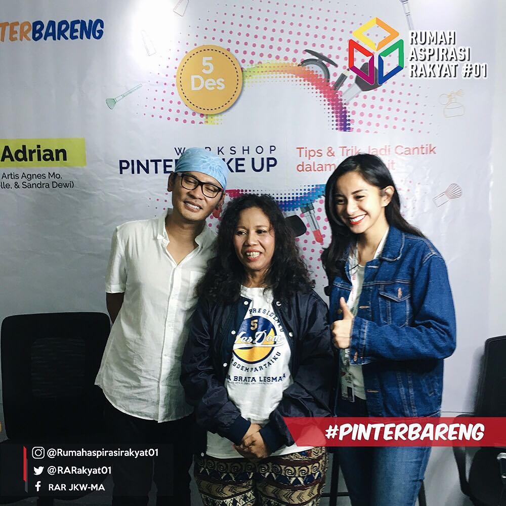 10 Bukti Kirana Larasati tetap stylish saat blusukan kampanye