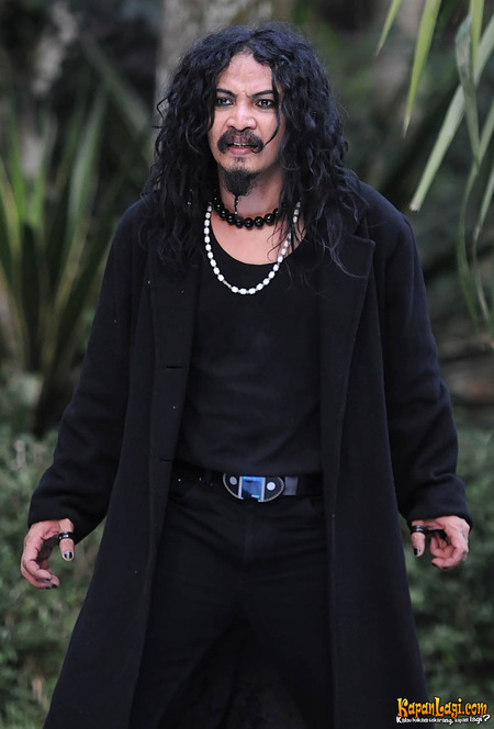 4 Seleb ini dilaporkan kasus perzinahan, terbaru Angel Lelga