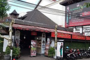 Raminten, restoran bernuansa nyentrik di Jogja yang wajib dicoba