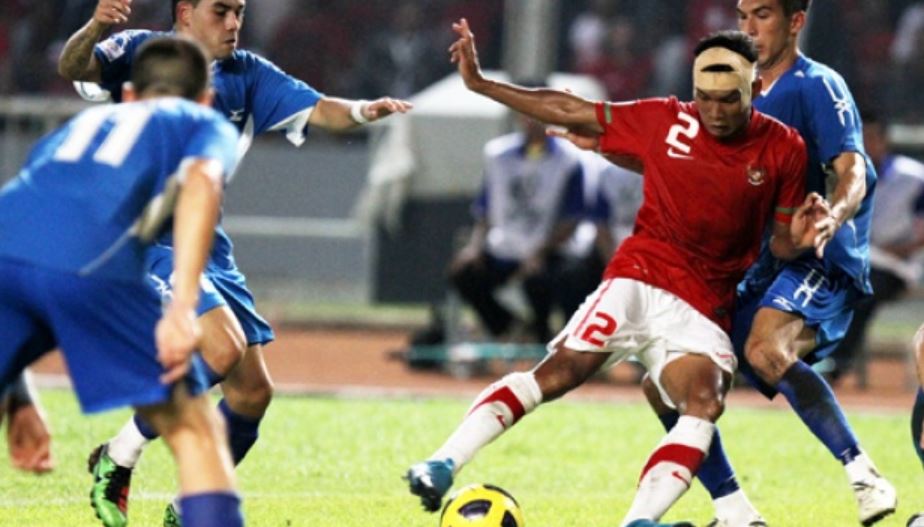  7 Potret kenangan M Nasuha di Piala AFF 2010 dengan kepala diperban