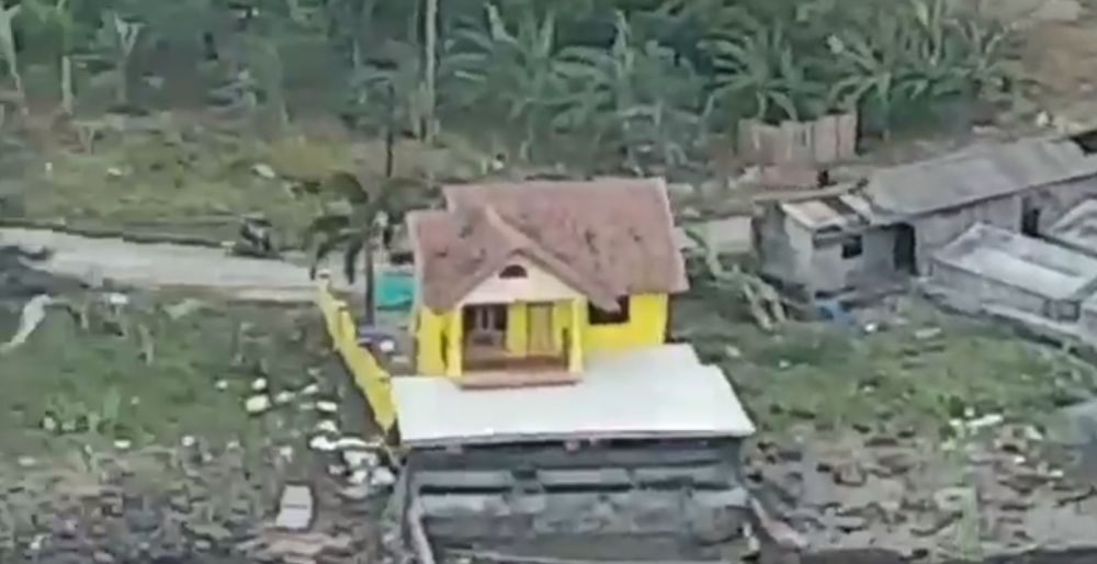 10 Potret Kalianda Lampung Selatan dari udara pasca tsunami Banten