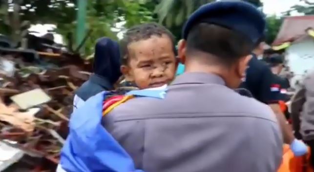 4 Kisah haru korban selamat tsunami Banten, menggetarkan nurani