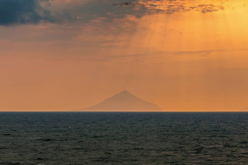 11 Foto keindahan Anak Krakatau sebelum meletus