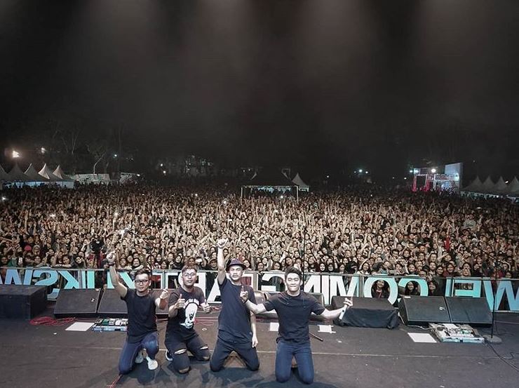 10 Momen Seventeen manggung sebelum tertimpa tsunami Banten