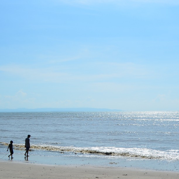 9 Pantai cantik di Indonesia ini pernah dihantam tsunami